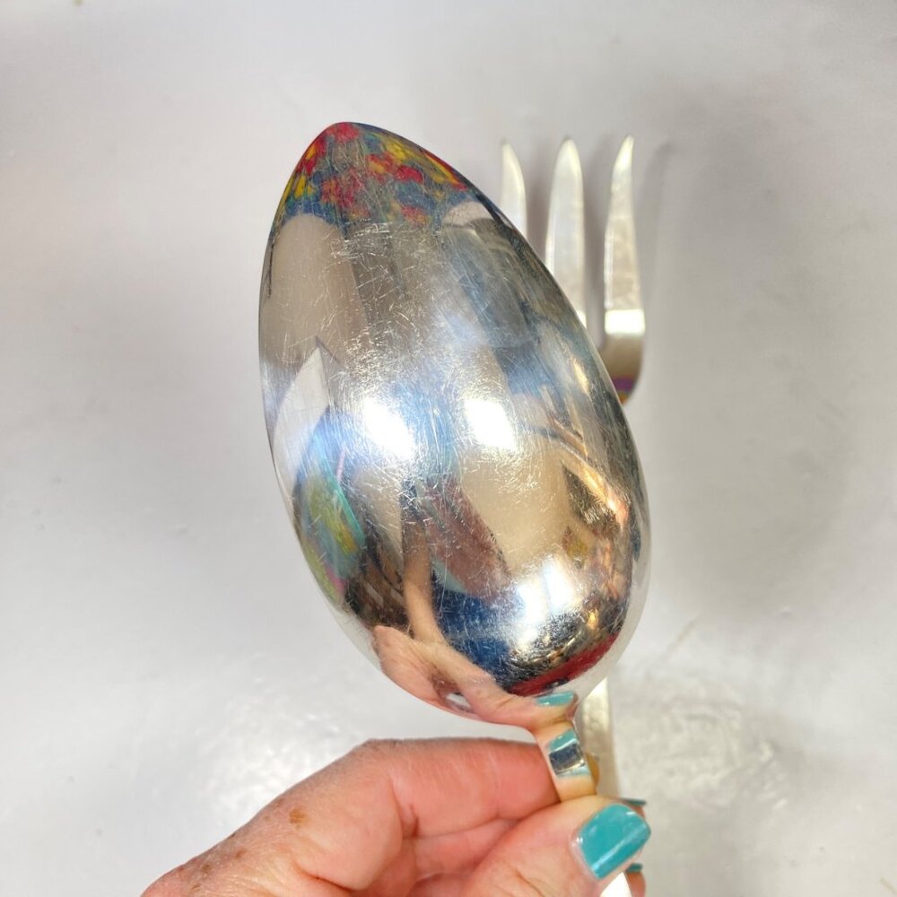 Reed and Barton Silver Plate Heart Handle Large Serving Fork and Spoon Set - Picture 6 of 15